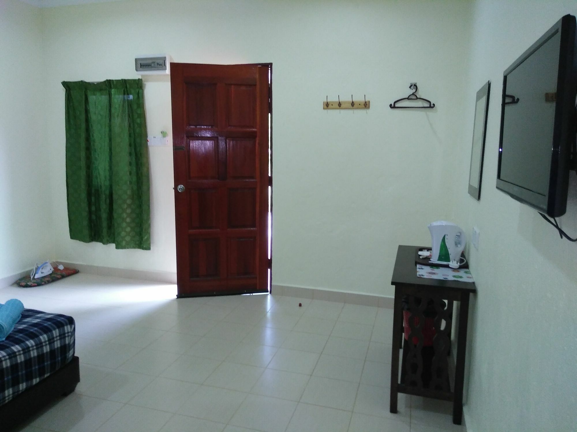 Motel Aurora Damai Pantai Cenang  Exterior photo